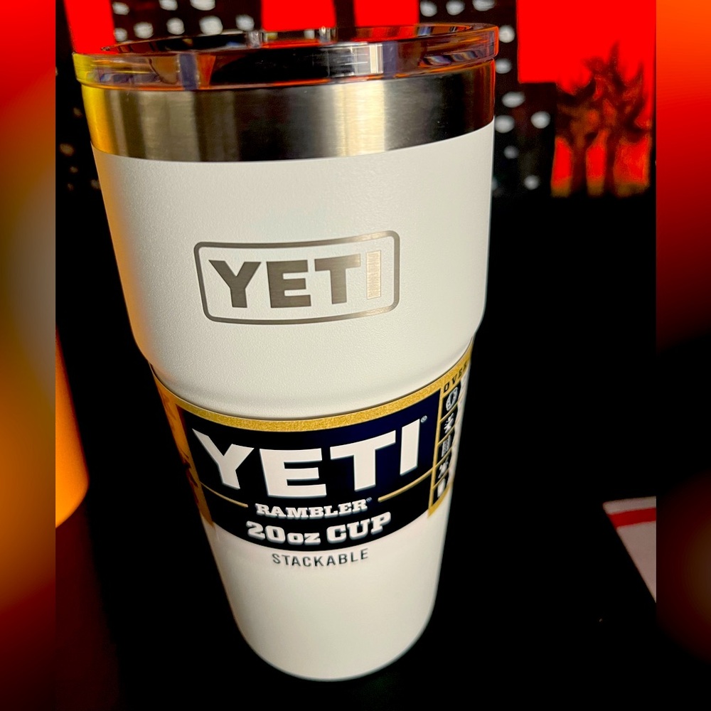 YETI Rambler 20oz Cup in Classic White coffee Tumbler new